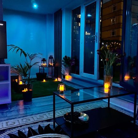 Apartmán Luxury 9Ine Penthouse With Garden & Jacuzzi Birmingham Exteriér fotografie
